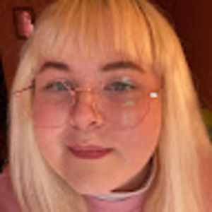 Meet your Posher, Lydia